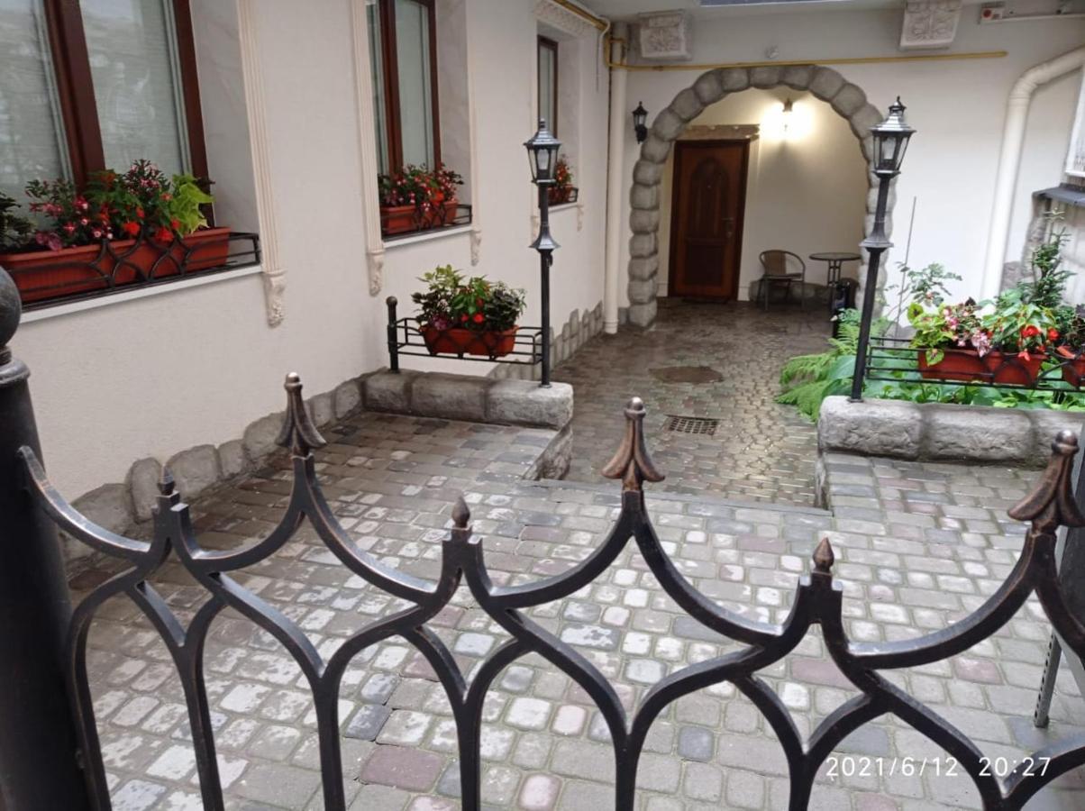 Appartamento Rynok 25 Deluxe Lviv Center Esterno foto