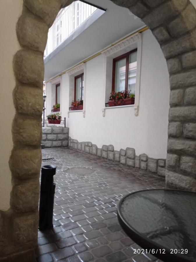 Appartamento Rynok 25 Deluxe Lviv Center Esterno foto