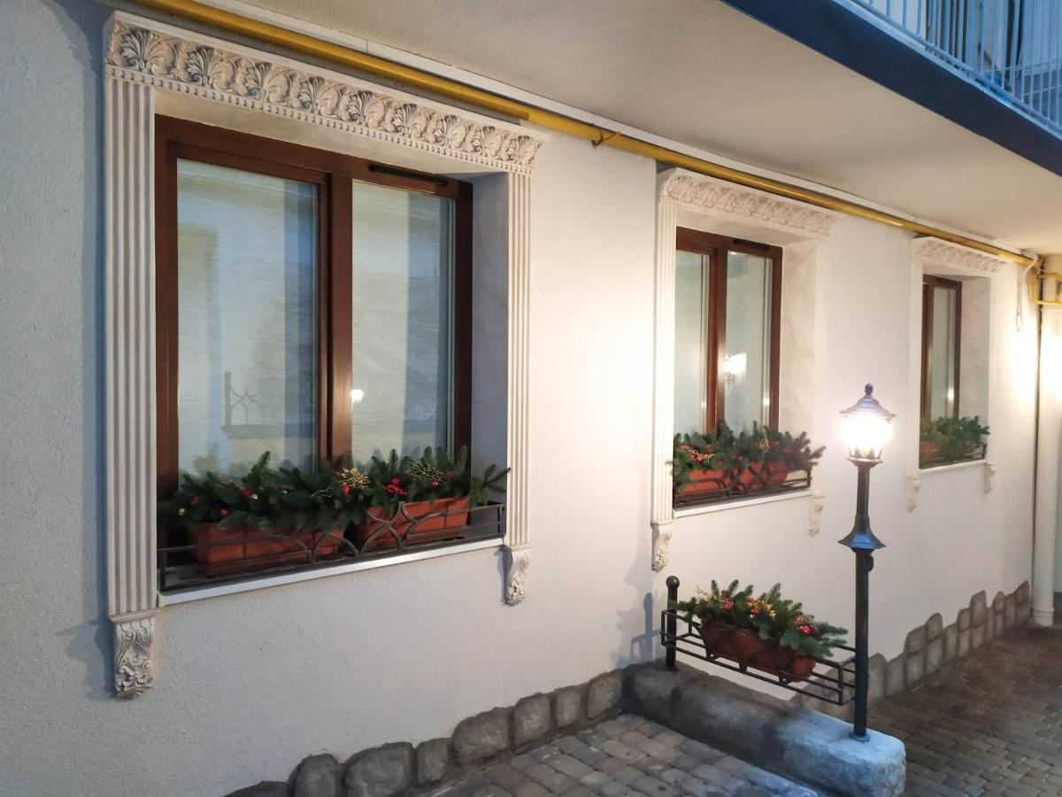 Appartamento Rynok 25 Deluxe Lviv Center Esterno foto