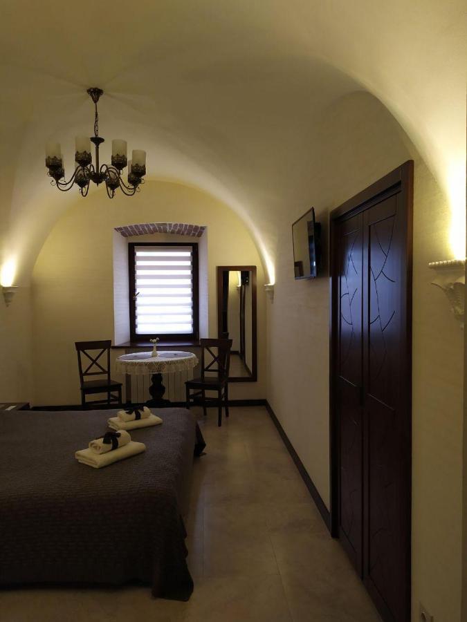 Appartamento Rynok 25 Deluxe Lviv Center Esterno foto