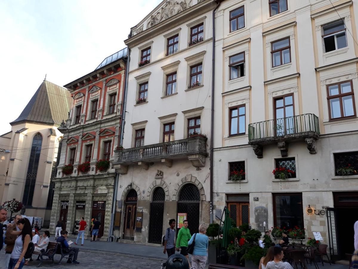 Appartamento Rynok 25 Deluxe Lviv Center Esterno foto