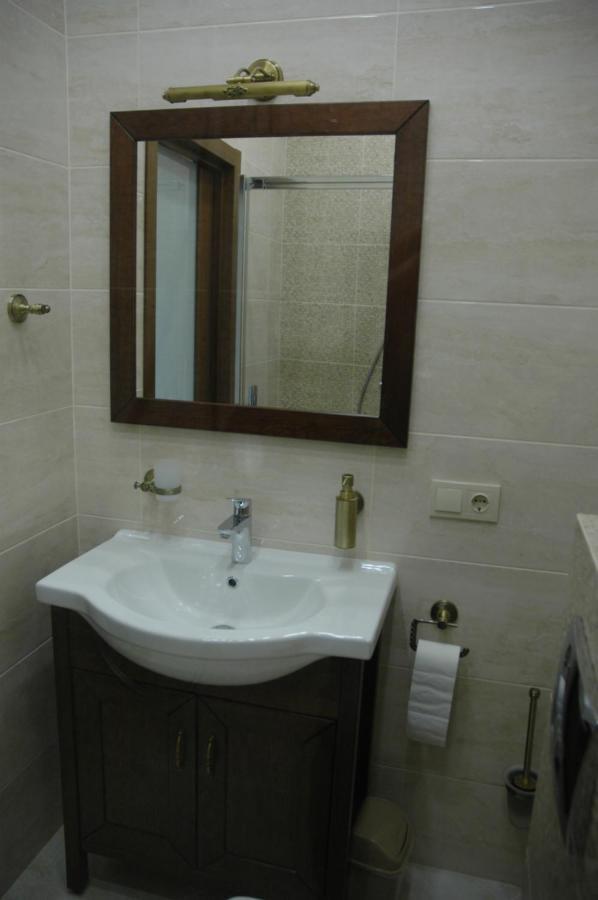 Appartamento Rynok 25 Deluxe Lviv Center Esterno foto